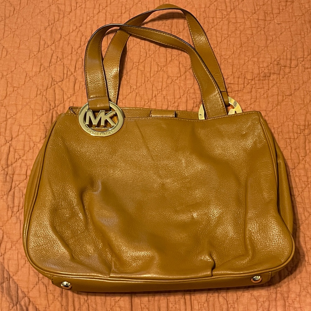 Michael Kors Purse Tan Leather Hobo Handbag E-1103 Satchel Gold Accents